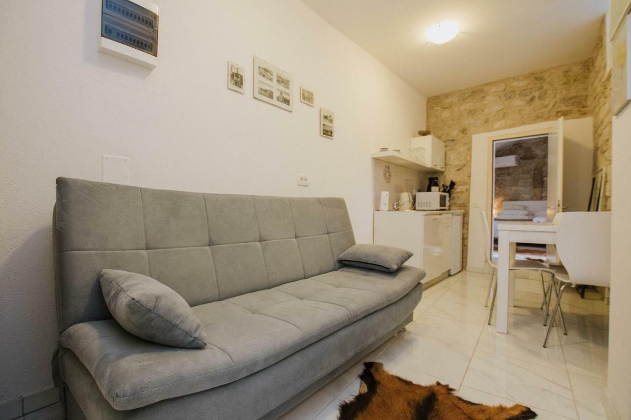 Apartment Toma Traù Esterno foto